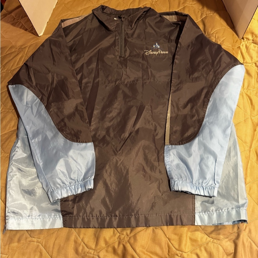 Disney Parks Jacket Windbreaker 1/4 Zip Pullover Spell out Castle Side Vent M L